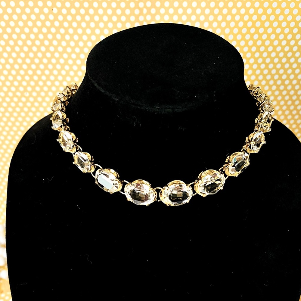 37. Elegant Gold and rhinstone Women's Necklace